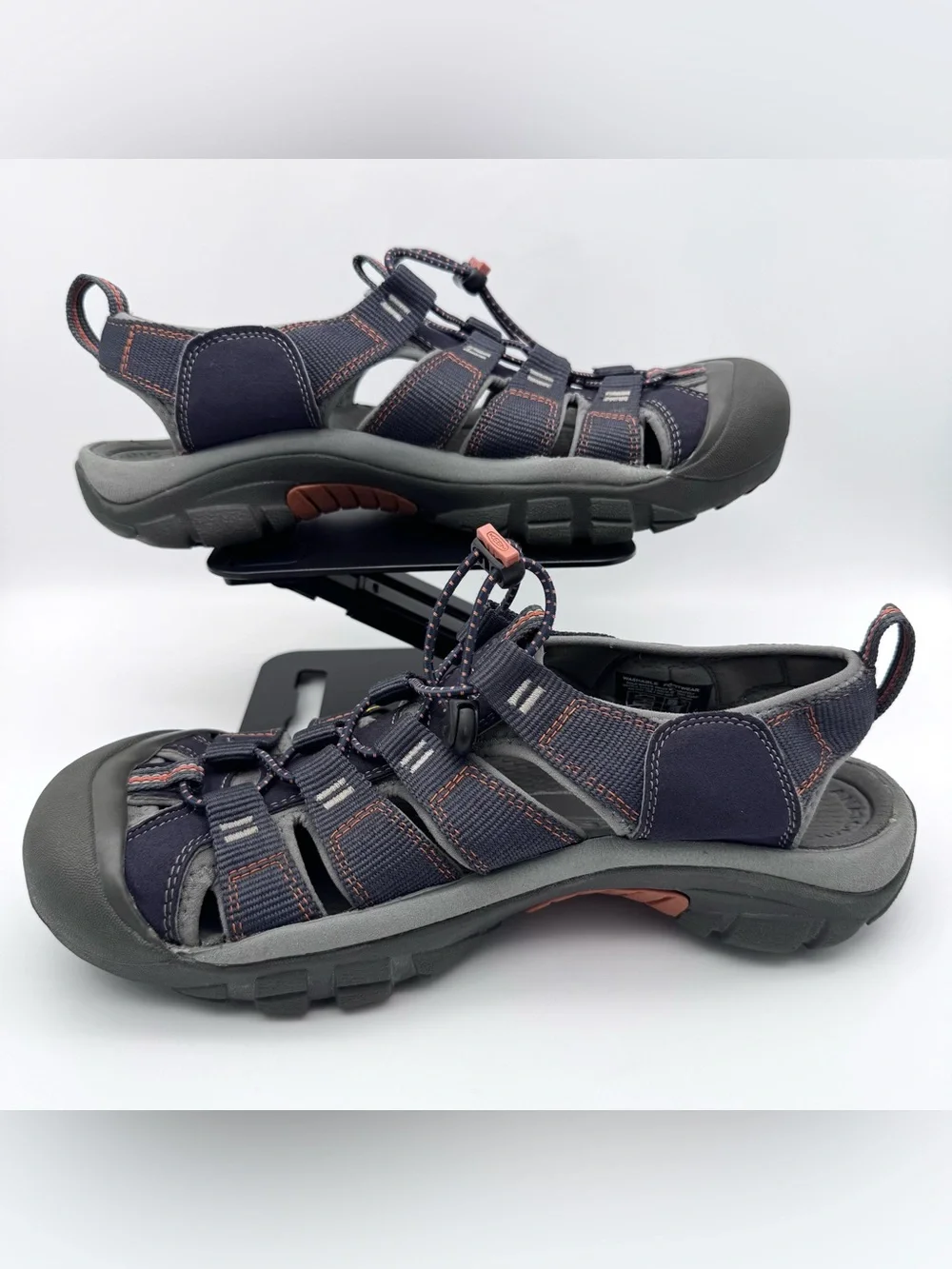 KEEN Newport H2 India Ink Rust Waterproof Hiking Sandals Men's Size 9